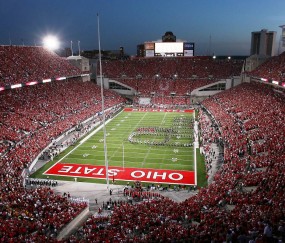 开云体育APP下载-乔治三分如雨破纪录之夜，雄鹿铁蹄踏碎绿军不败金梦