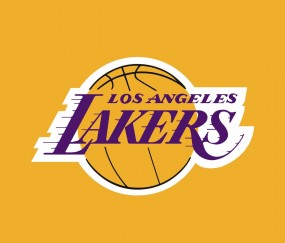 开云平台-德国拿下那不勒斯，当钢铁战车驶入阳光之城，欧冠决赛的权杖已悄然易主