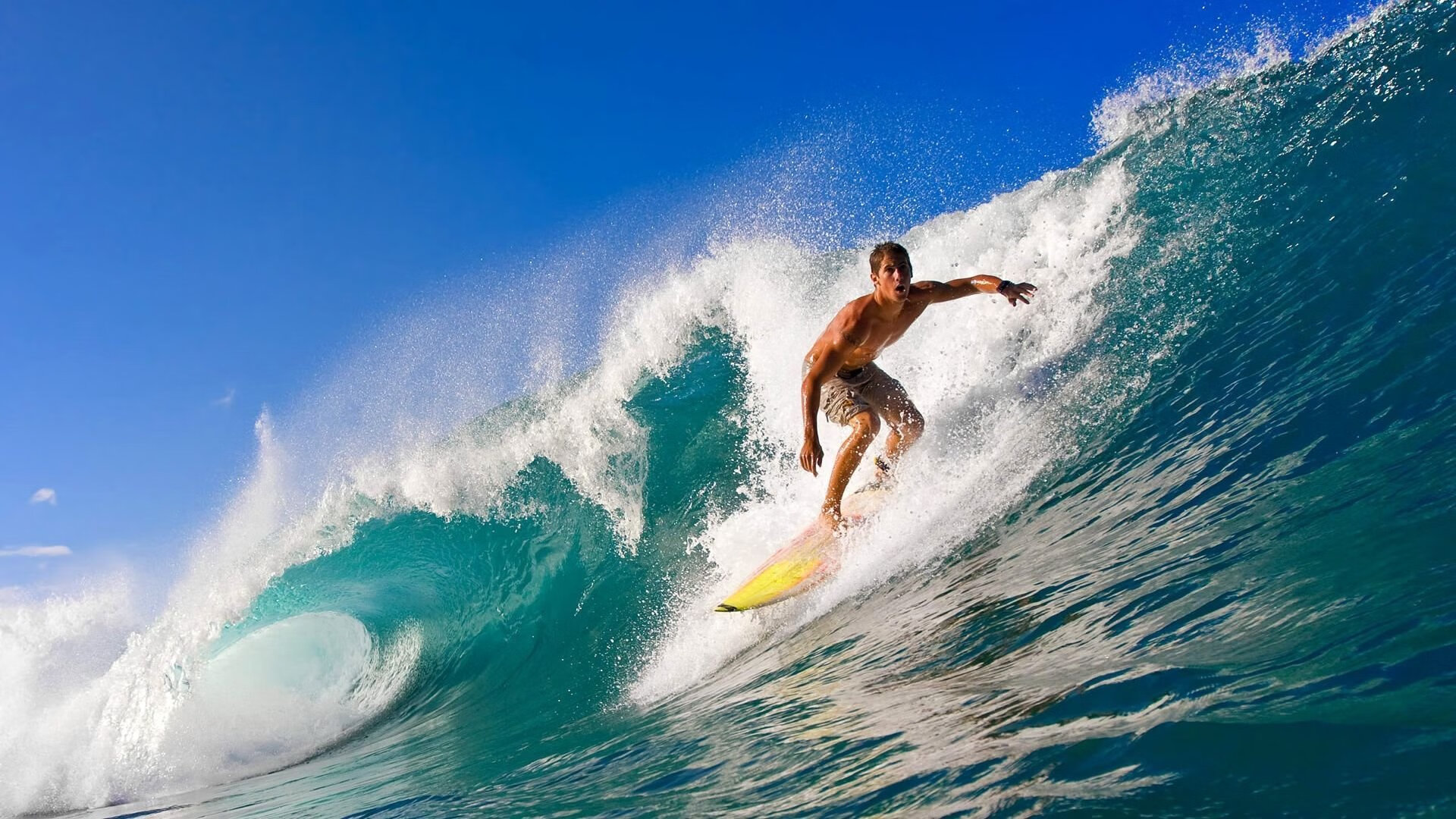 当篮球圣殿遇见南半球狂想，NBA总决赛的橄榄球密码